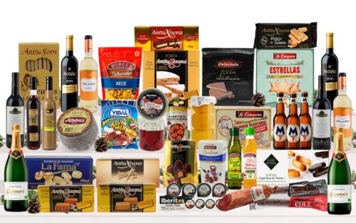 Lot gurmet de Nadal amb caves, vins, licor, vermut, cerveses, embotits ibèrics, formatge curat, conserves, oli d'oliva, torrons premium, dolços tradicionals i caixa decorada amb nanses.